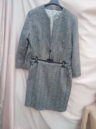 traje falda señora  talla 46 gris multicolor