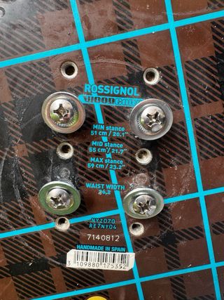 TABLA ROSSIGNOL 155 + BOTAS 9,5 + FIJACIONES