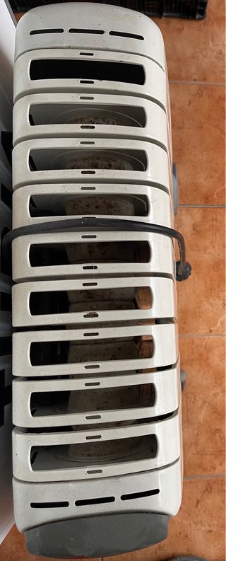 Radiador eléctrico con ruedas