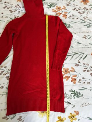 Maglione lungo a collo alto rosso