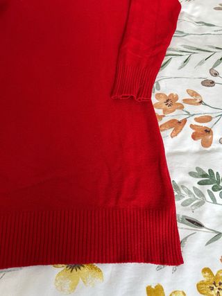 Maglione lungo a collo alto rosso