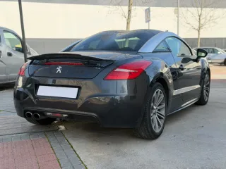 Peugeot RCZ 2012