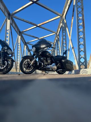 Harley Davidson Street Glide Special Negra