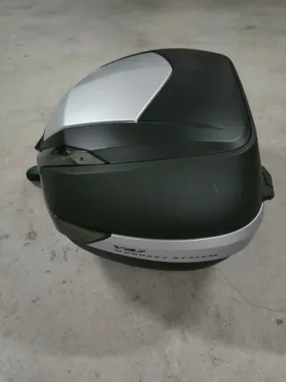 Baúl Moto Givi V47 Monokey Tapa Aluminio