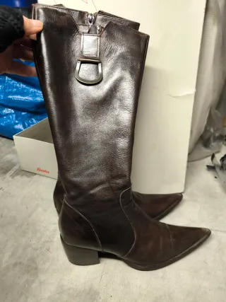 Stivali donna Bata marroni tipo camperos