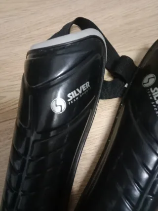 Protector de Fútbol Silver