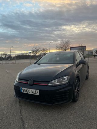 Volkswagen Golf 2016