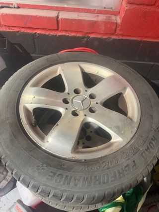 Llanta Mercedes 225/55 ZR16 99W