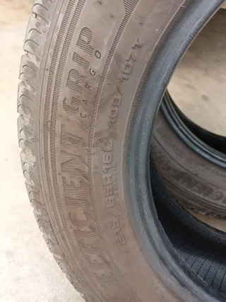35 euros cada una Neumáticos Goodyear 215/65R16C