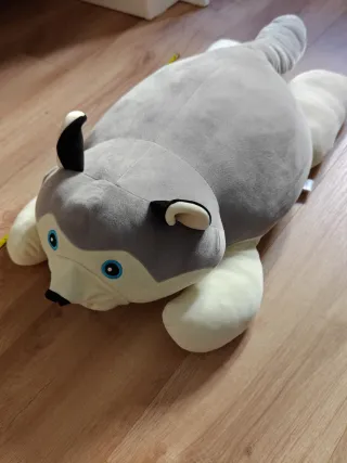 Peluche de perro husky grande