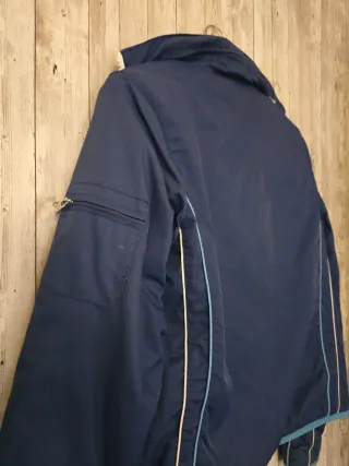 Chaqueta deportiva azul