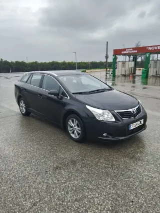 Toyota Avensis 2010