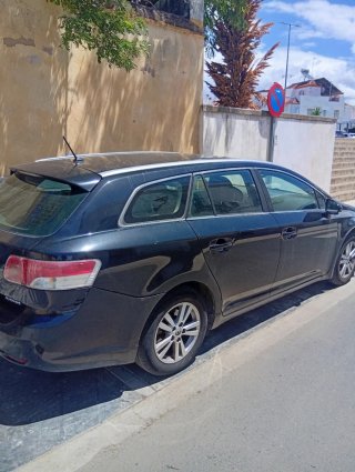 Toyota Avensis 2010