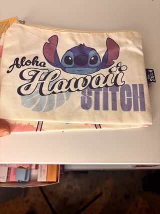Bolso Disney Stitch Hawaii Beige Morado