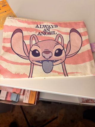Bolso Disney Stitch Hawaii Beige Morado