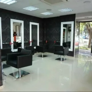 Traspaso de una peluquería en Barrio del pilar