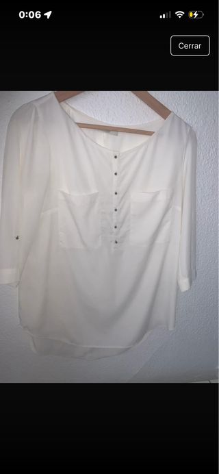 Camisa blanca de manga larga