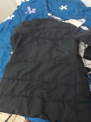 Abrigo Bershka Negro Talla S