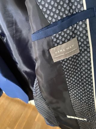 Traje de hombre azul Zara