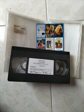 Cinta VHS Lago Ness (Español)