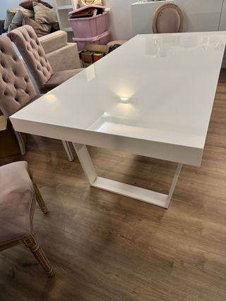 Mesa de comedor lacada blanca Maisons du Monde