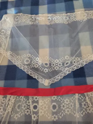 Manteletas traje fallera encaje blanco