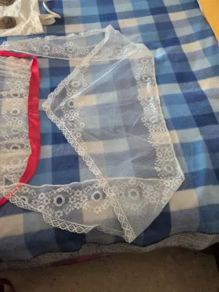 Manteletas traje fallera encaje blanco