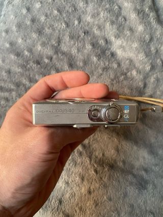 Canon IXUS 40 Cámara Digital Plata