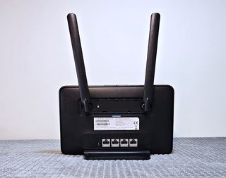 Router 4G+ Huawei B535 Livre SIM 300mbps (Antenas)