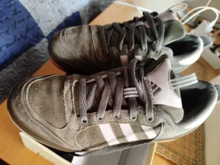 Zapatillas ADIDAS Talla 40