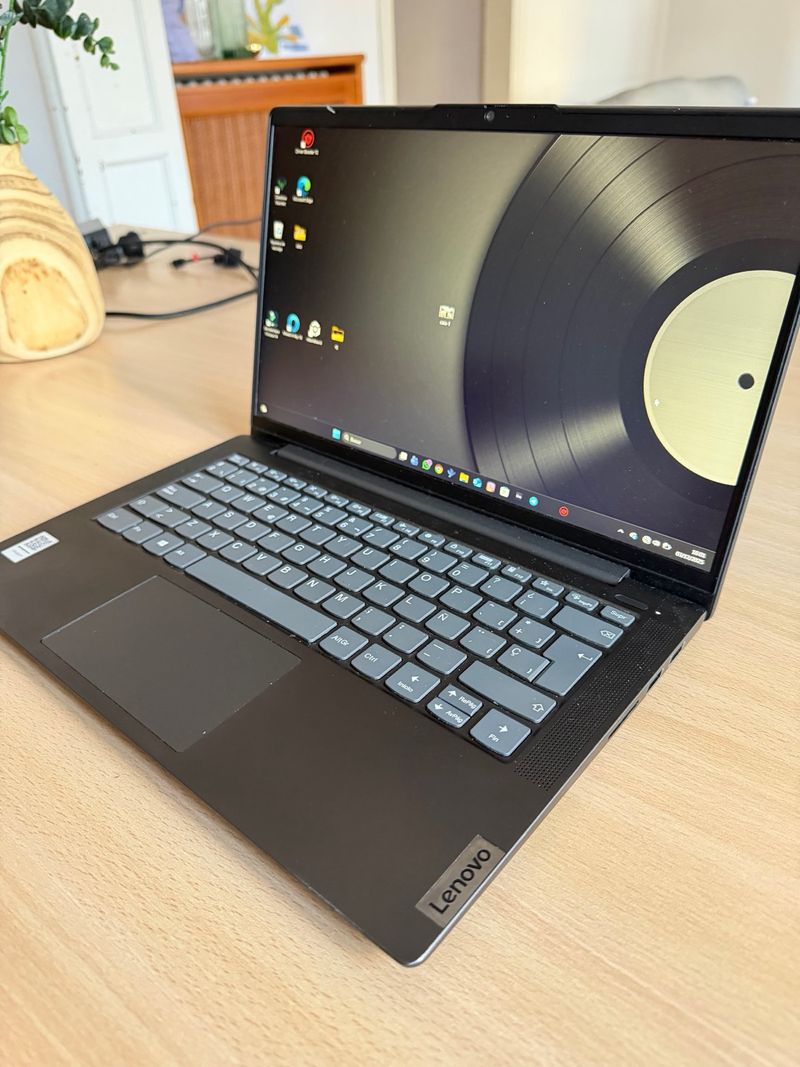 Portátil Lenovo IdeaPad 5 Ryzen 7 16GB RAM