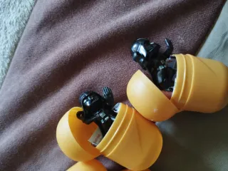 7 figuras Star Wars Kinder. Todas 5€.