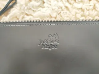 Bolso de mano Jo & Mr. Joe negro. A estrenar