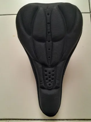 Sillin de bicicleta marca B-PRO.