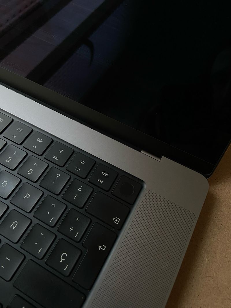MacBook Pro 16 A2485 M1 Max para piezas afbeelding 2