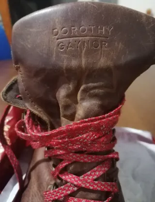 Botas bajas de piel marrón Talla 43 Botines