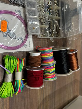 Lote fabricación y manualidades en bisutería