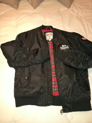 Cazadora Lonsdale Negra.  ORIGINAL