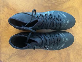 Botas de fútbol Nike Mercurial talla 43