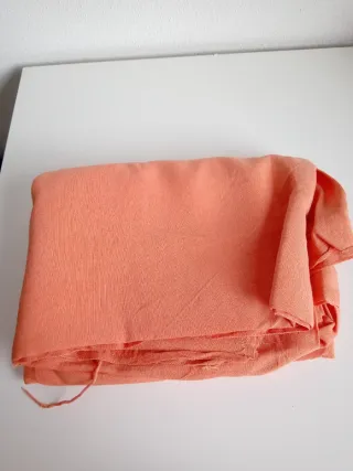 Retal de tela naranja