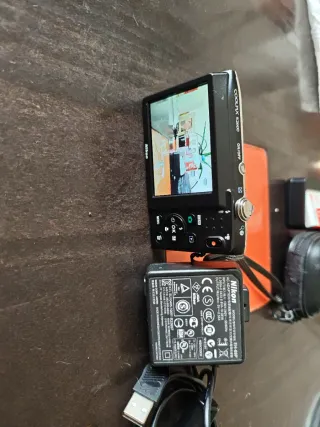 Fotocamera Digitale Nikon COOLPIX 14MP 5x Zoom