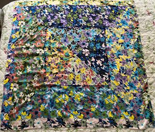 Pañuelo Bimba y Lola estampado floral