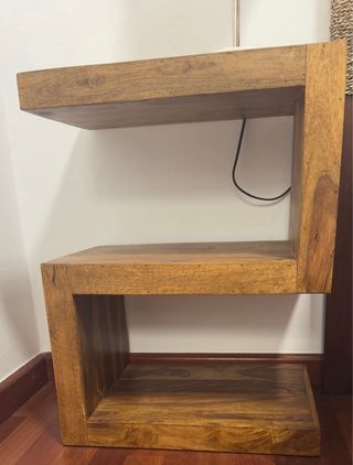 Mesa auxiliar madera nogal Z (3piezas). 100 c/u.