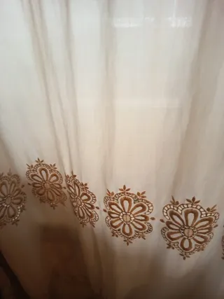 Preciosas cortinas bordadas