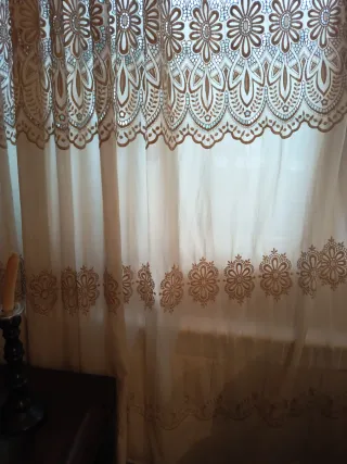 Preciosas cortinas bordadas