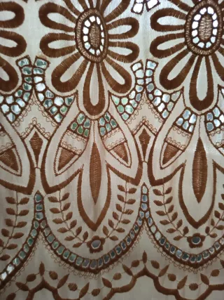 Preciosas cortinas bordadas