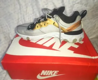 nike react gold ranger