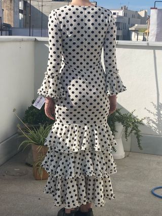 Vestido Flamenca Lunares Blanco y Negro