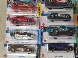 Lotto 12 Hot Wheels Miste 2024 - Lotto 2