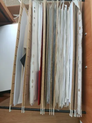 Mesa madera maciza con cajones y archivador